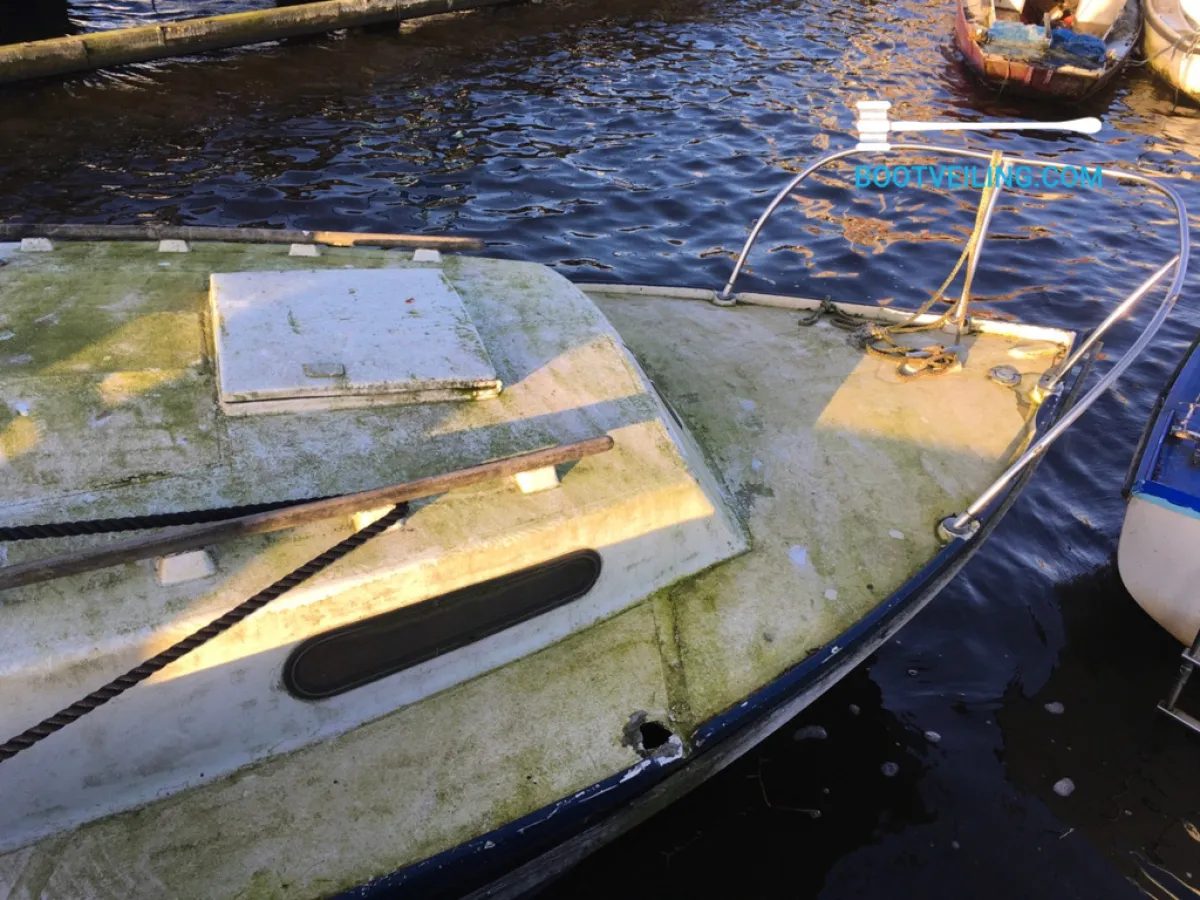 Polyester Budgetboat Grachtenboot Kajuitzeilboot