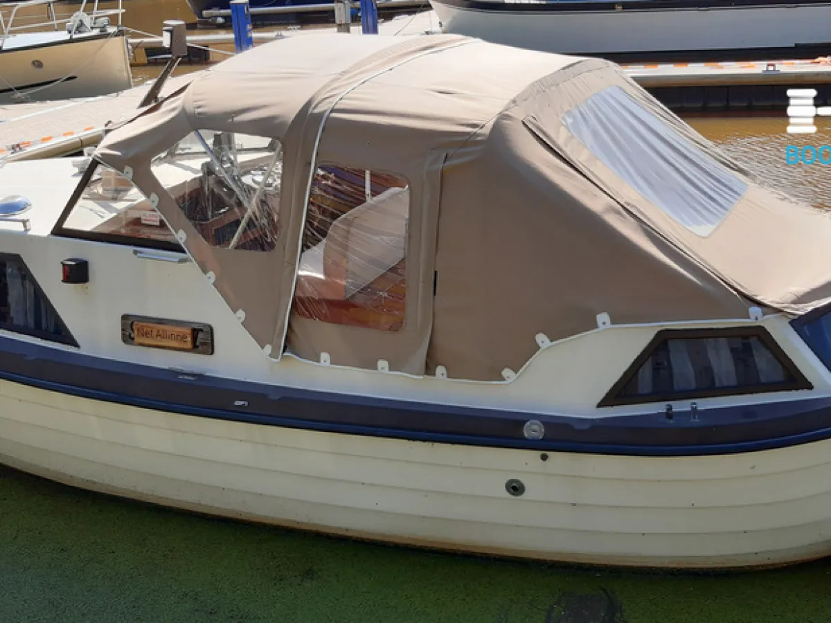 Polyester Motorboat Sollux 24 Ac