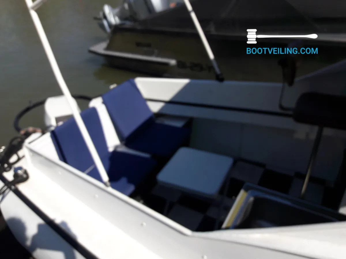 Steel Motorboat Beja 650