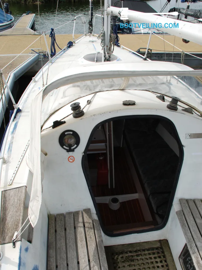 Polyester Sailboat Etap 22