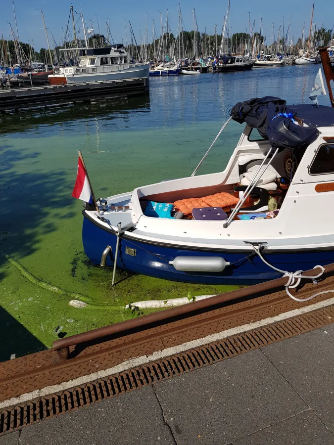 Polyester Motorboat Spitsgatter Myra 21