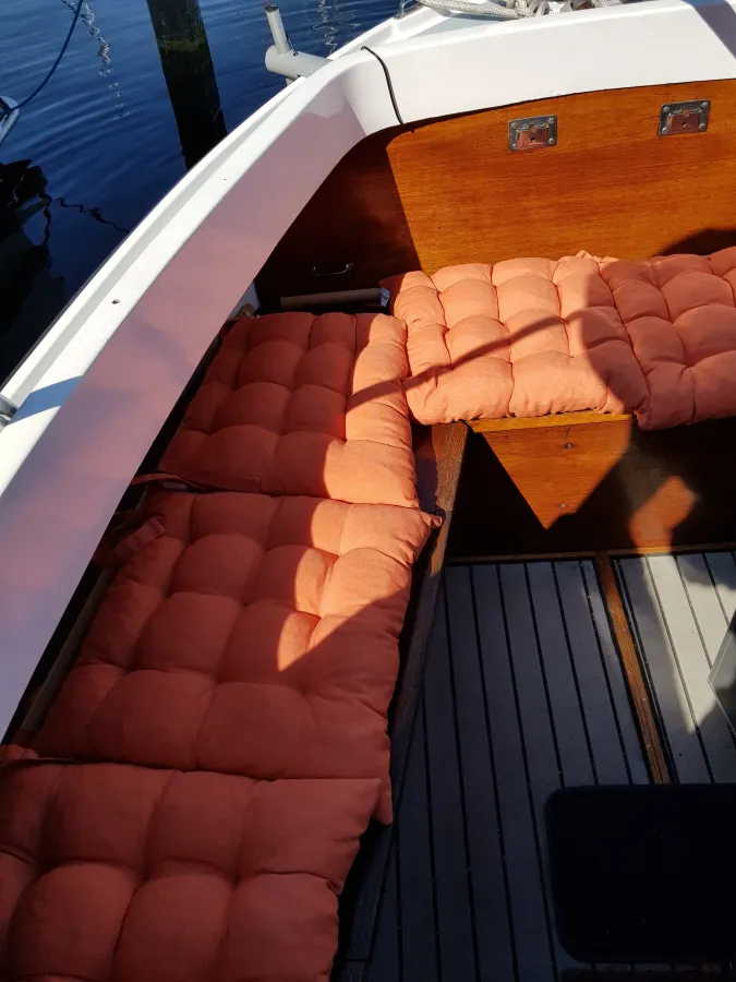 Polyester Motorboat Spitsgatter Myra 21