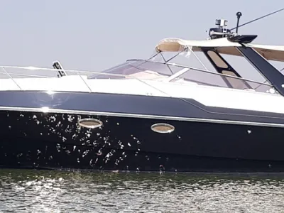 Polyester Motorboat Sunseeker San Remo 36 Photo 10