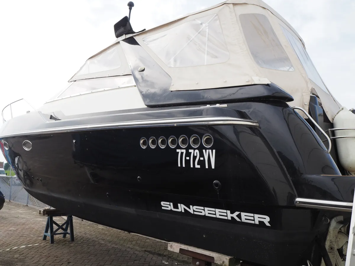 Polyester Motorboat Sunseeker San Remo 36