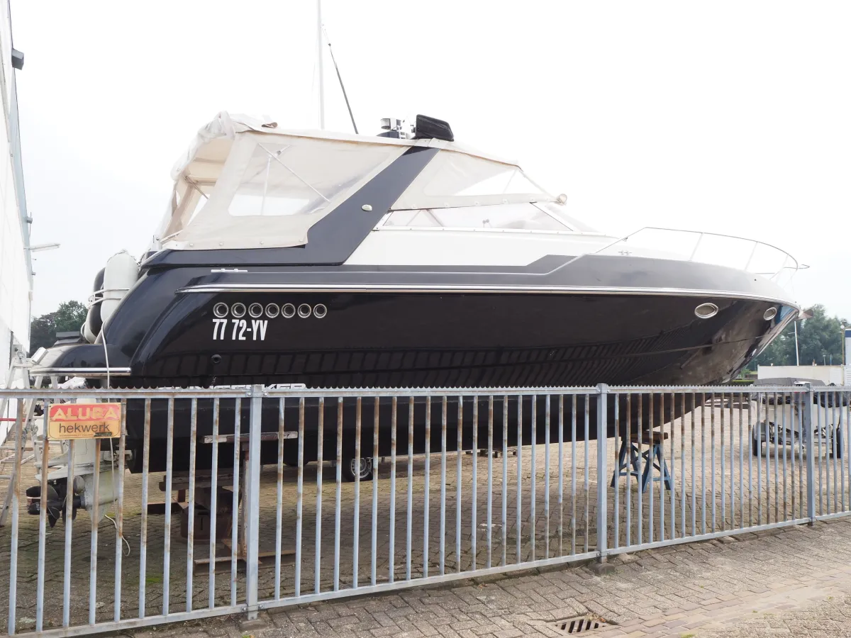 Polyester Motorboat Sunseeker San Remo 36