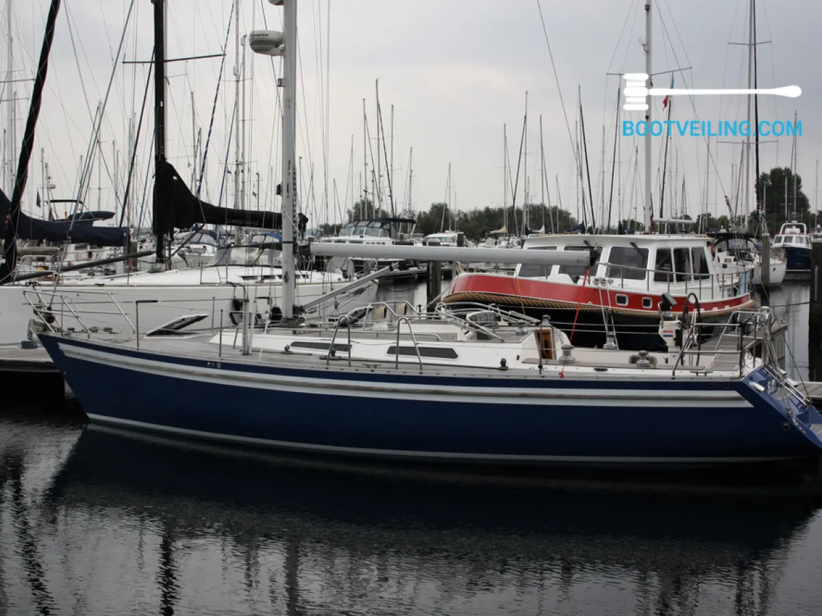 Polyester Sailboat Wasa 370