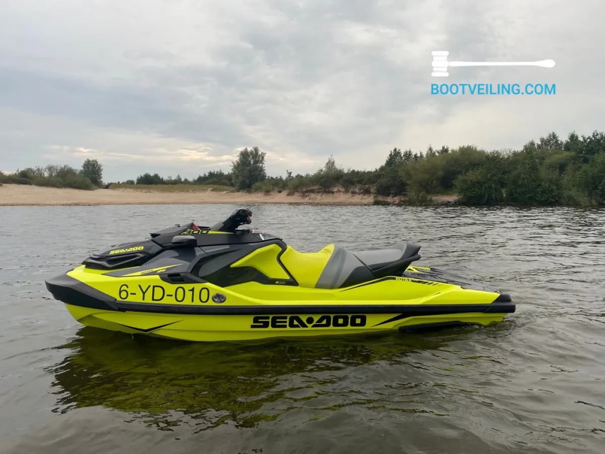 Polyester Jetski - Waterscooter Sea-Doo RXT-X 300