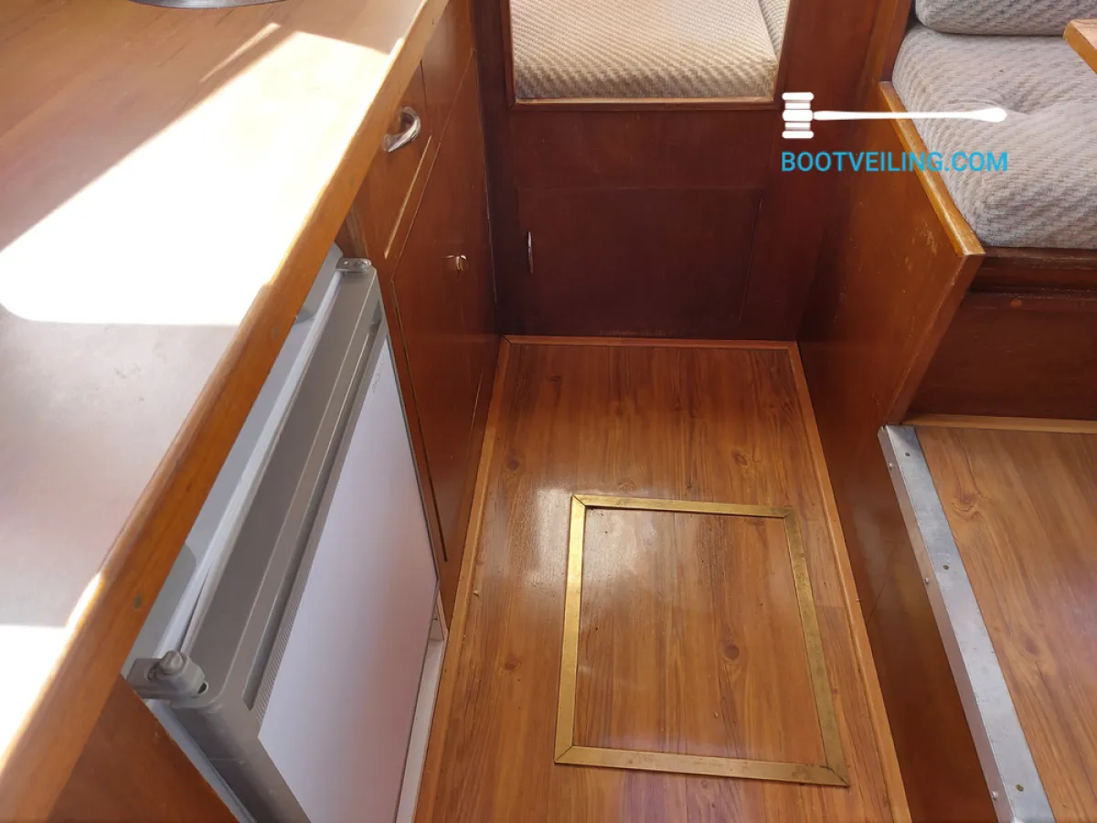 Steel Motorboat Cascaruda 1050