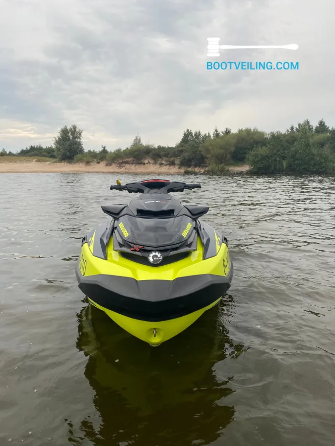 Polyester Jetski - Waterscooter Sea-Doo RXT-X 300