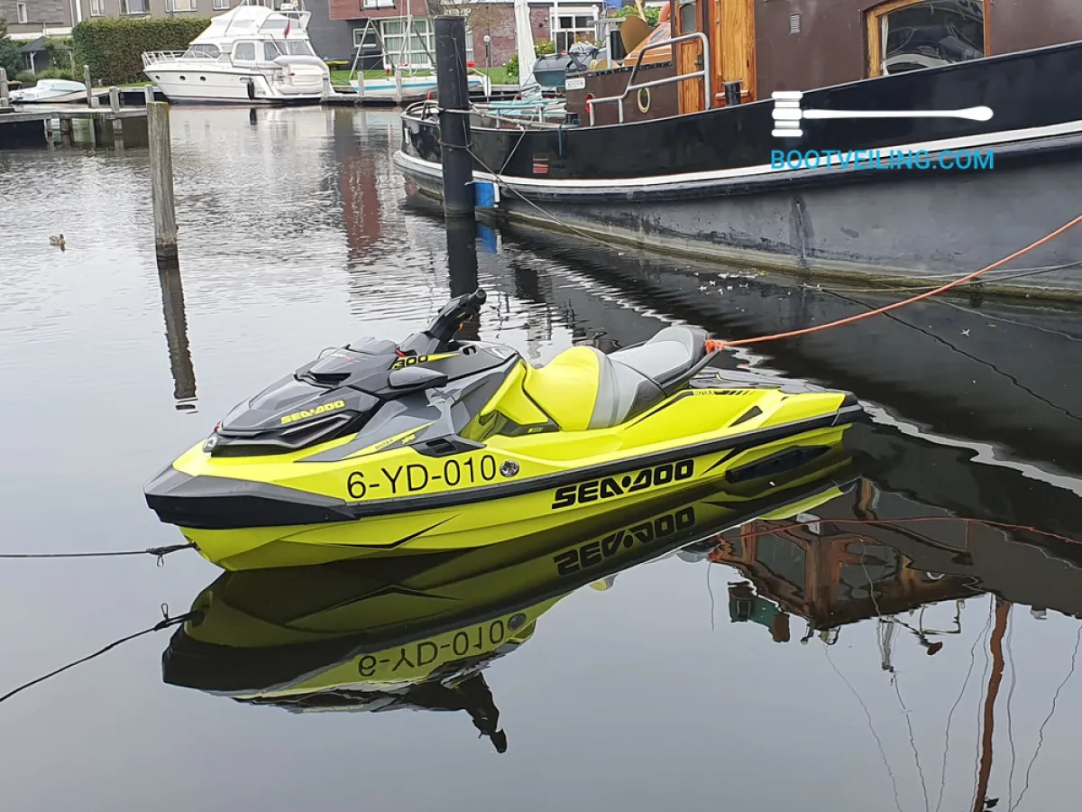 Polyester Jetski - Waterscooter Sea-Doo RXT-X 300