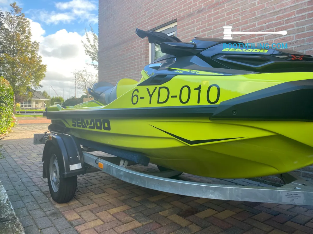 Polyester Jetski - Waterscooter Sea-Doo RXT-X 300