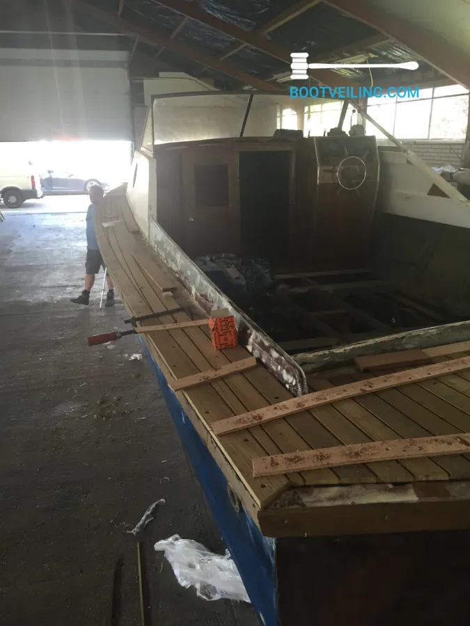 Wood Motorboat Chris Craft Cutlass 26 Cavalier