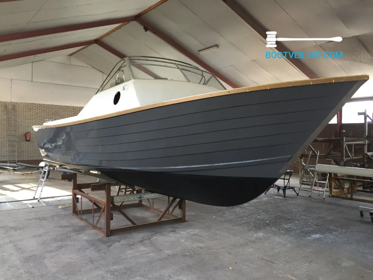 Wood Motorboat Chris Craft Cutlass 26 Cavalier