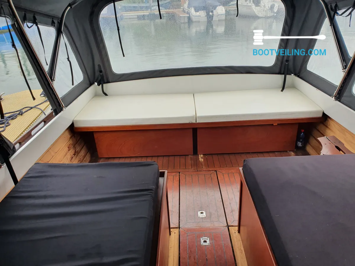 Wood Motorboat Chris Craft Cutlass 26 Cavalier