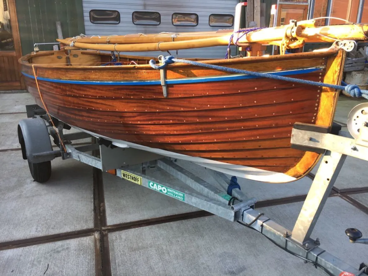 Wood Sailboat Jol 12 VT