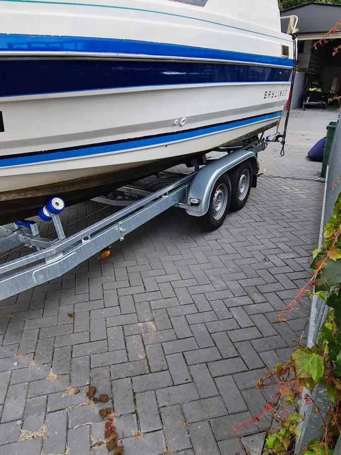 Polyester Motorboat Bayliner Ciera Sunbridge