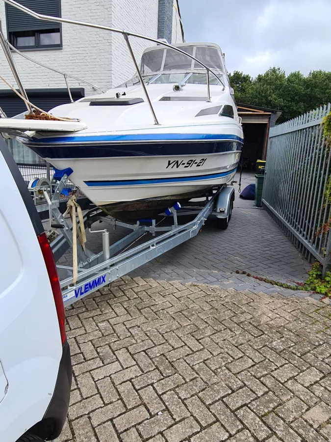 Polyester Motorboat Bayliner Ciera Sunbridge