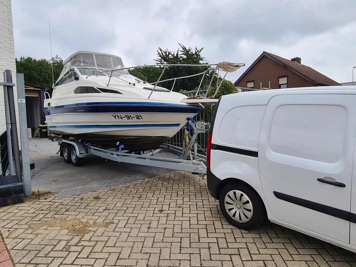 Polyester Motorboat Bayliner Ciera Sunbridge