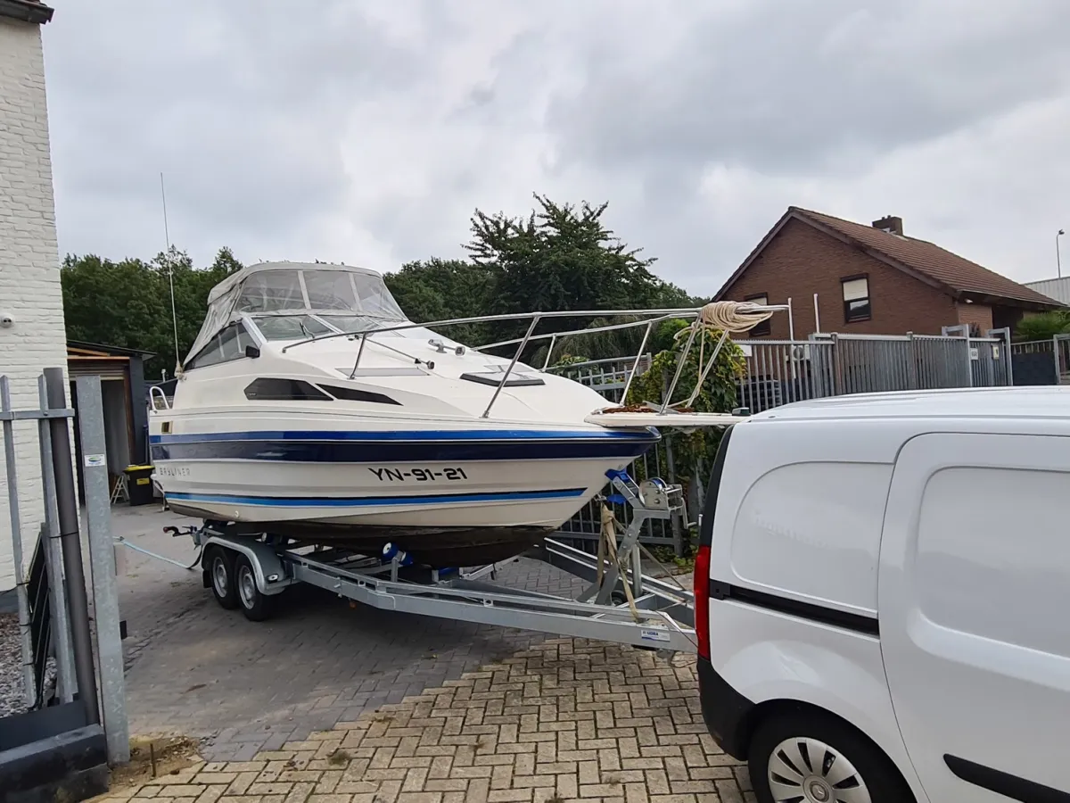 Polyester Motorboat Bayliner Ciera Sunbridge