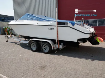 Polyester Speedboat Wellcraft 222 XL Photo 25