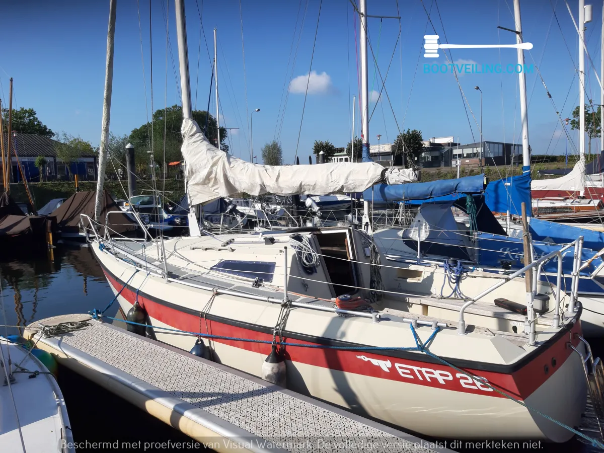 Polyester Sailboat Etap 26