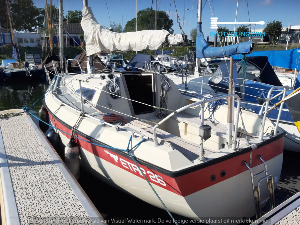 Polyester Sailboat Etap 26