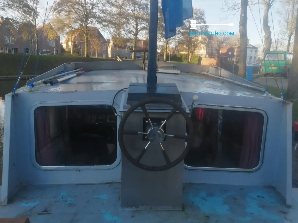 Steel Motorboat Riant Kruiser