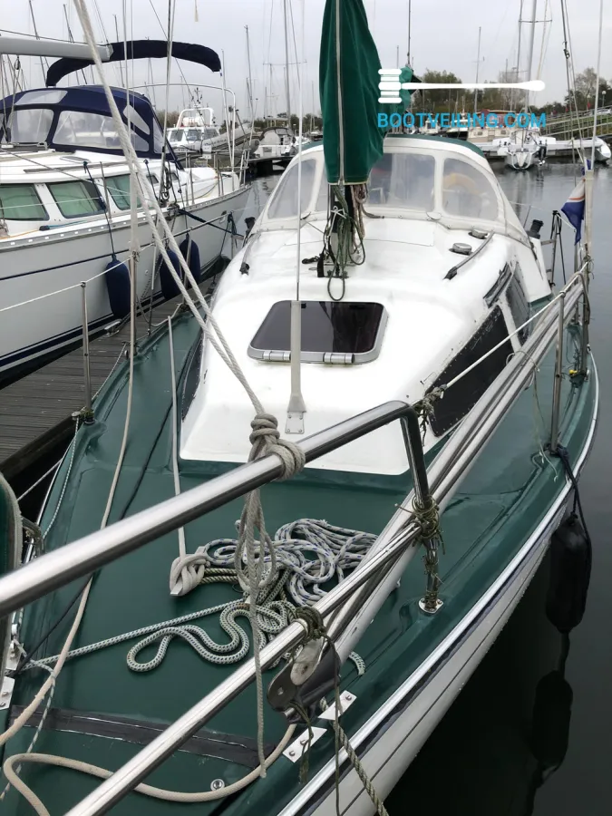 Polyester Sailboat Compromis 850