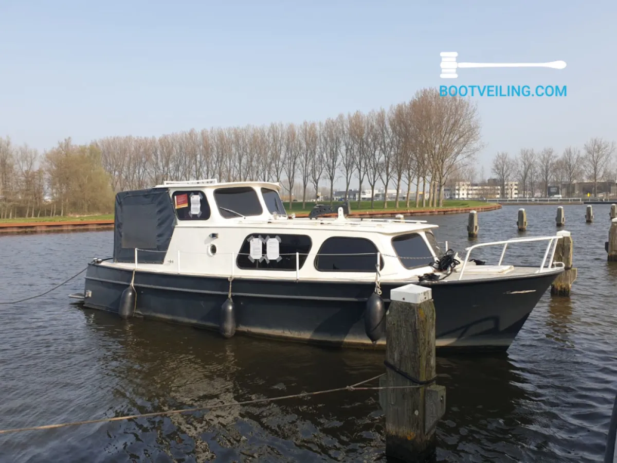 Steel Budgetboat Motorboat 28