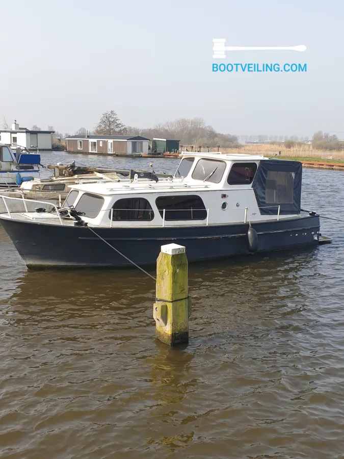 Steel Budgetboat Motorboat 28