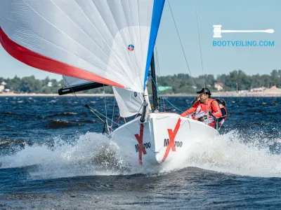 Composite Sailboat MXboats 700 Photo 9