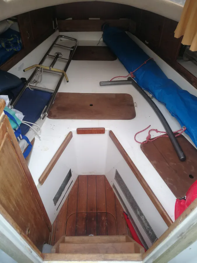 Polyester Sailboat Warrior 35 MKIII