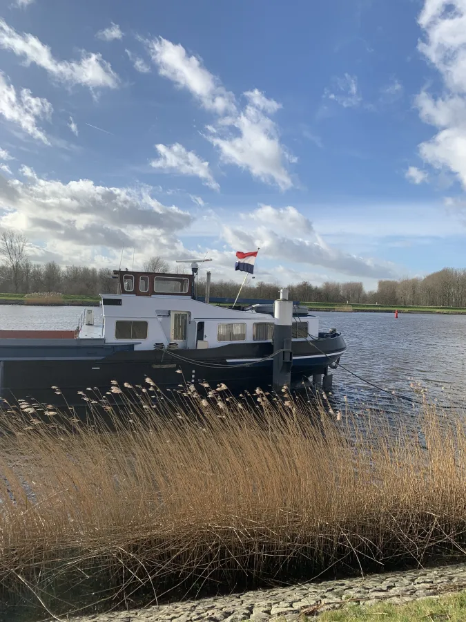 Steel Houseboat Kempenaar 5000