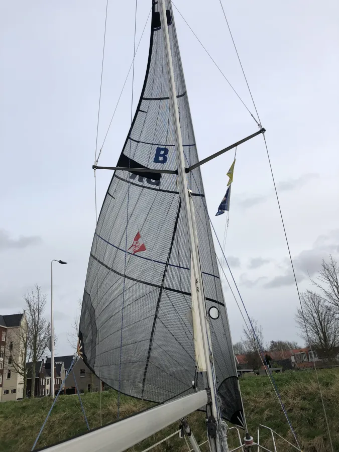 Polyester Sailboat Bavaria 35 Holiday