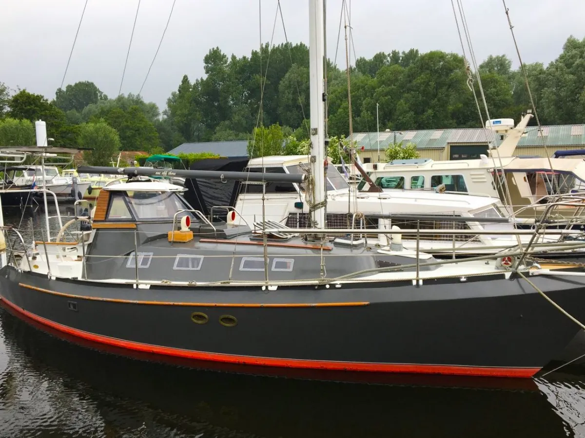 Steel Sailboat Van de Stadt 35