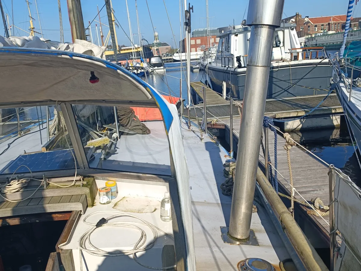 Steel Sailboat Ketch 1060