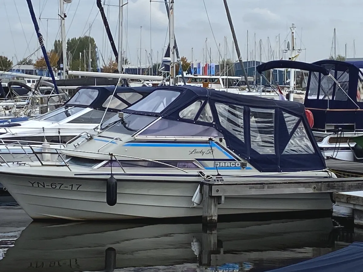 Polyester Motorboat Draco 2500 TC