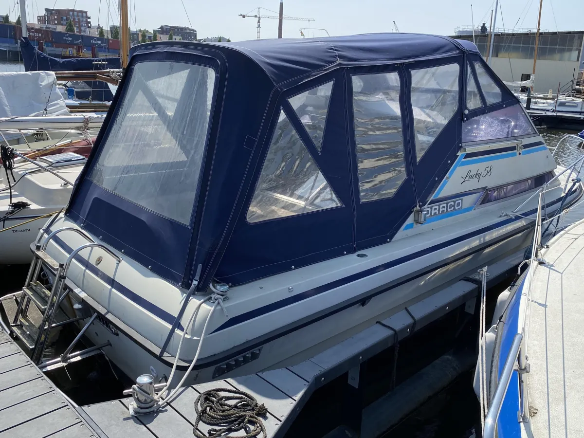 Polyester Motorboat Draco 2500 TC