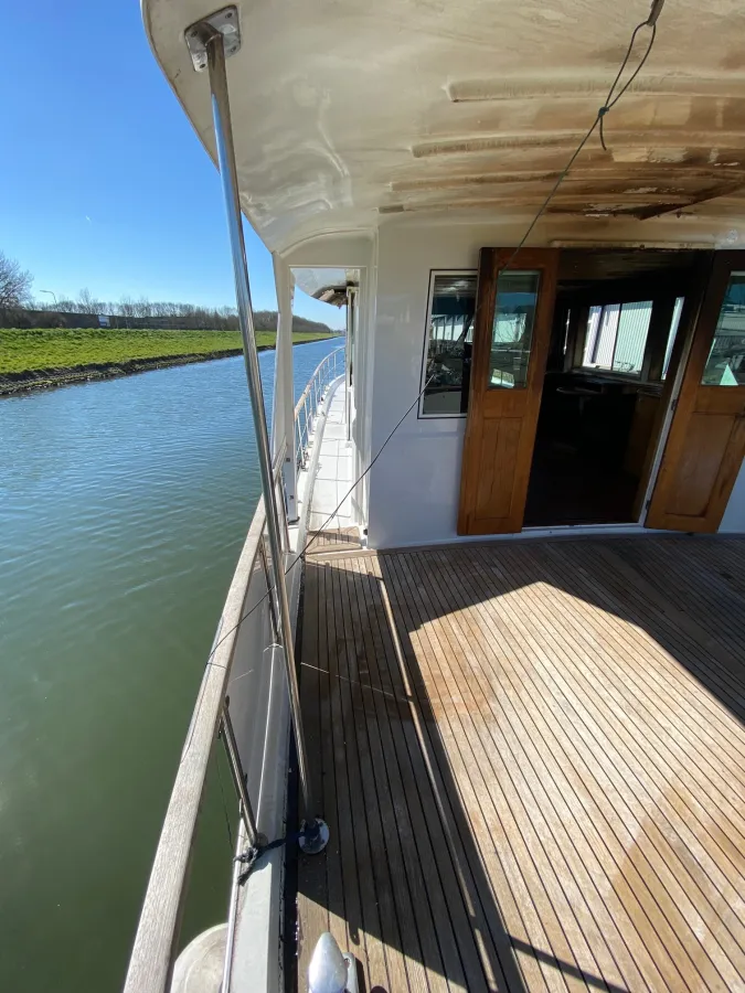 Polyester Motorboat Hatteras 53 Flybridge