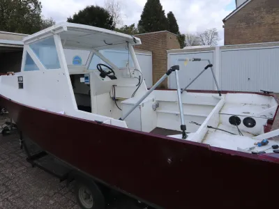 Wood Motorboat Glen-L Cabin Skin Photo 1