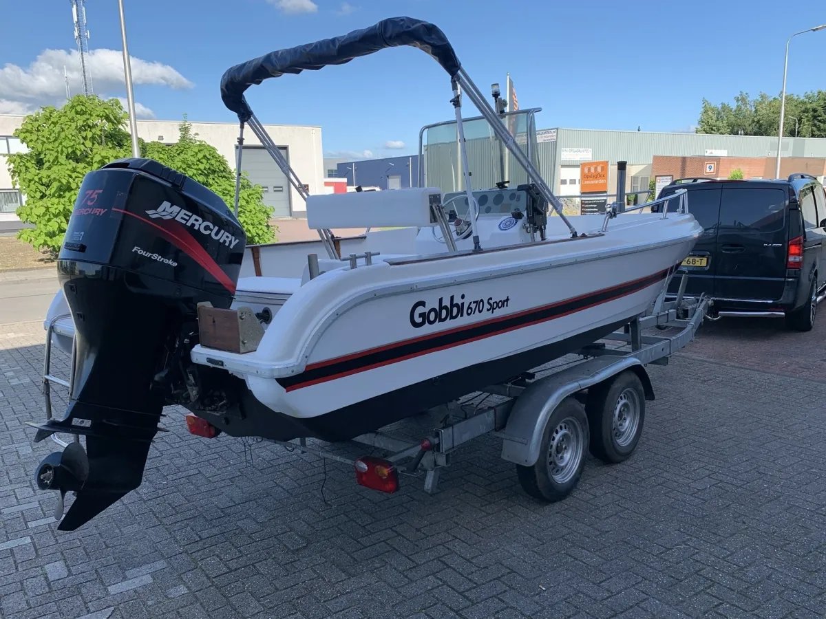 Polyester Console boat Gobbi 670 Sport Fisherman