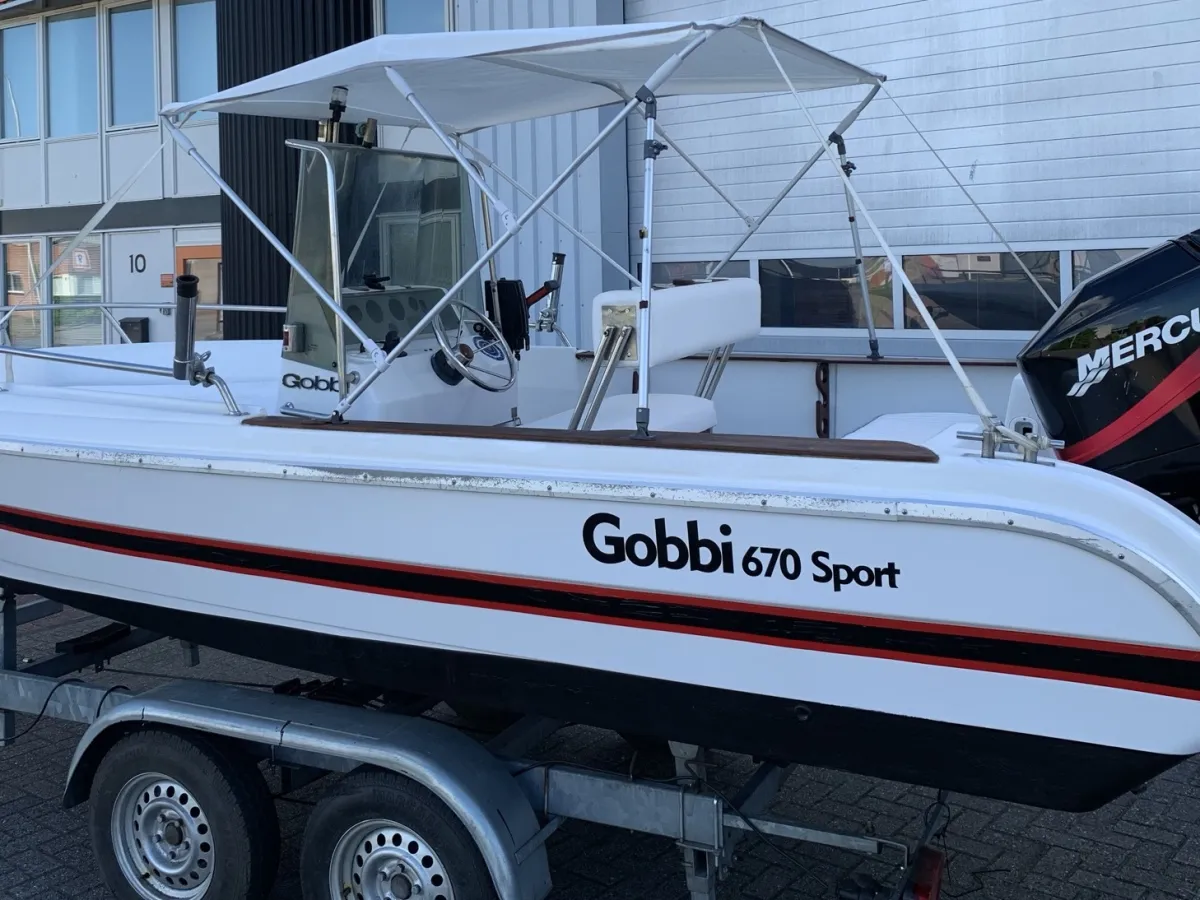 Polyester Console boat Gobbi 670 Sport Fisherman