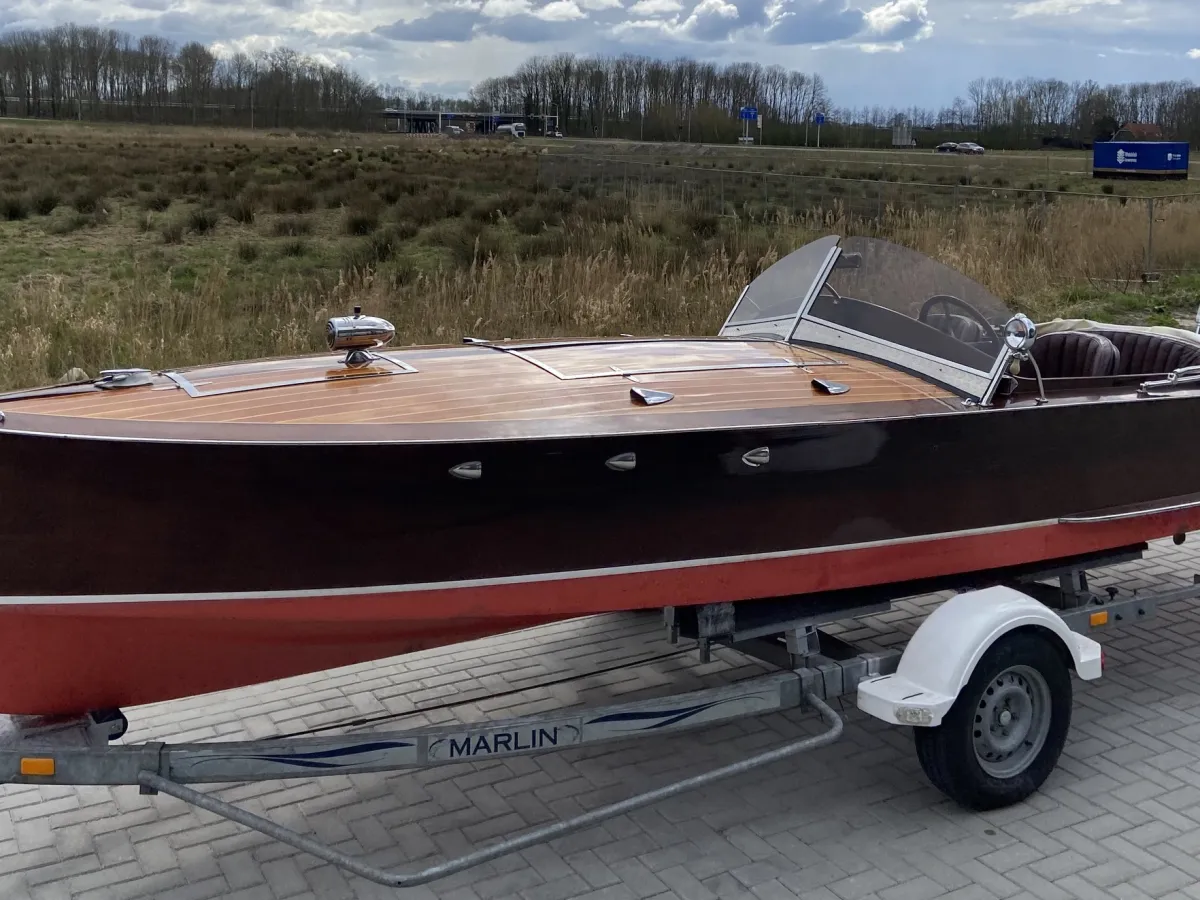 Polyester Speedboat Silverkey Runabout 21S