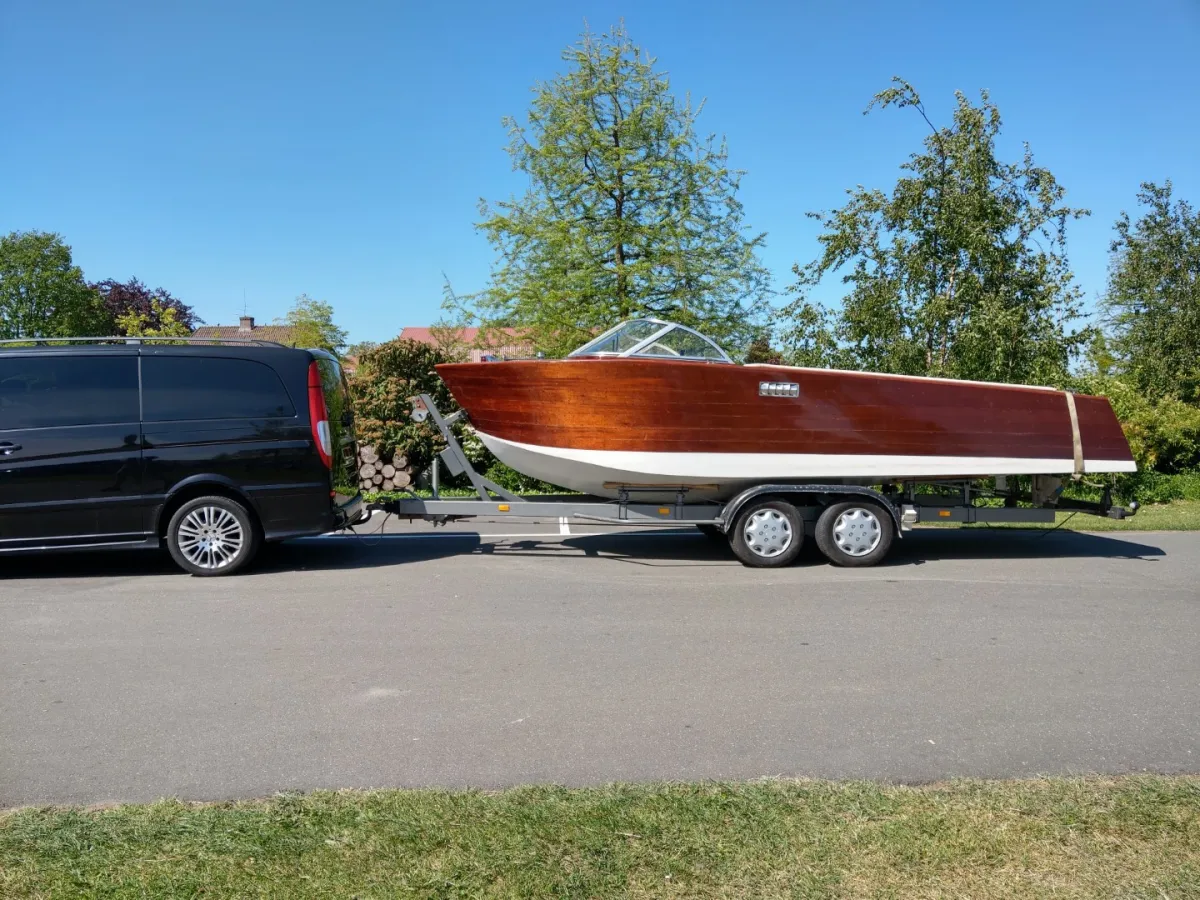 Wood Motorboat One Off Runabout 580