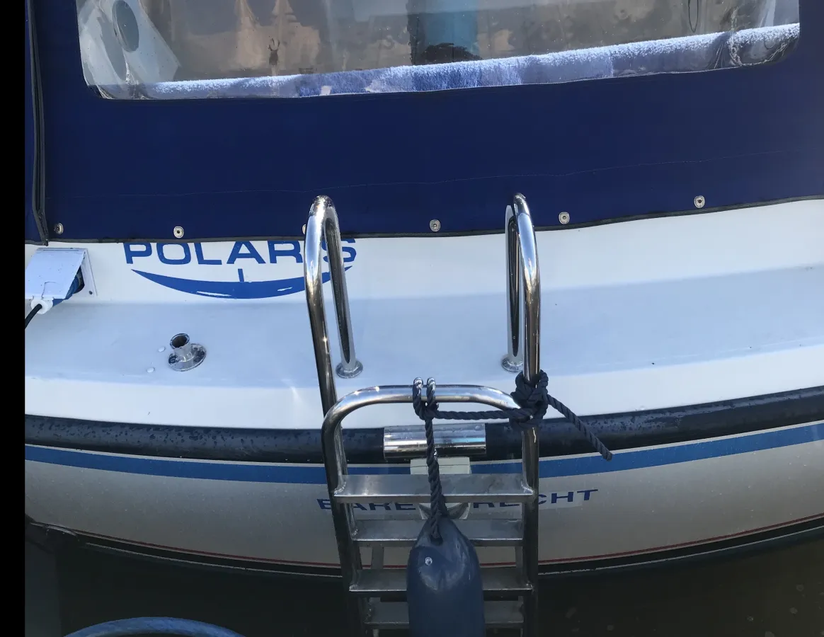 Polyester Motorboat Polaris Beta 735