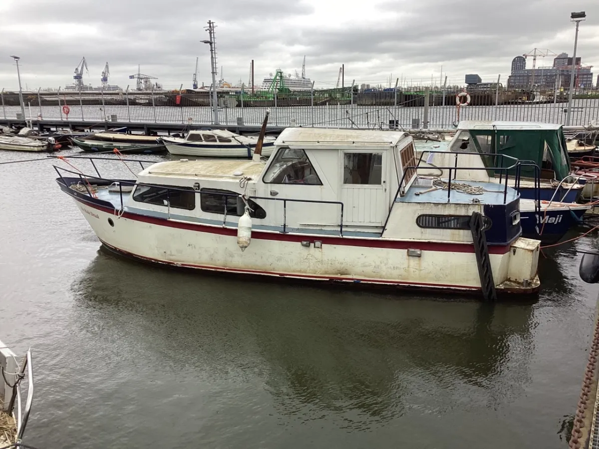 Steel Budgetboat Cabin boat 750