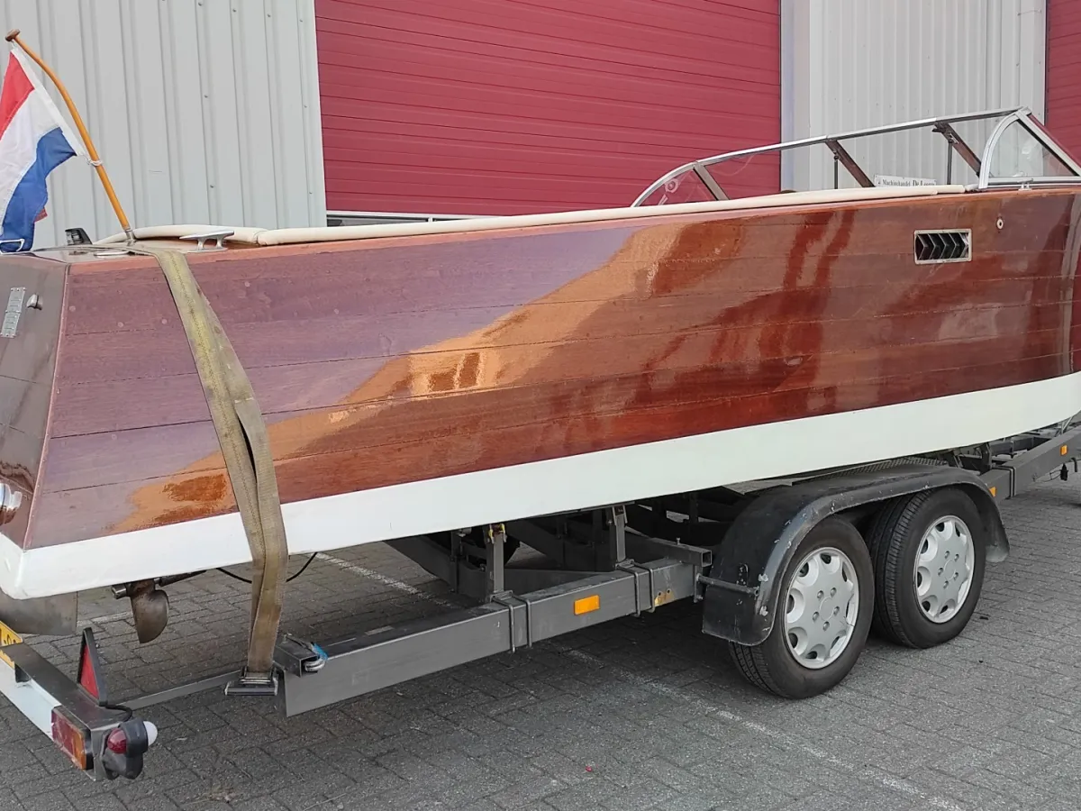 Wood Motorboat One Off Runabout 580