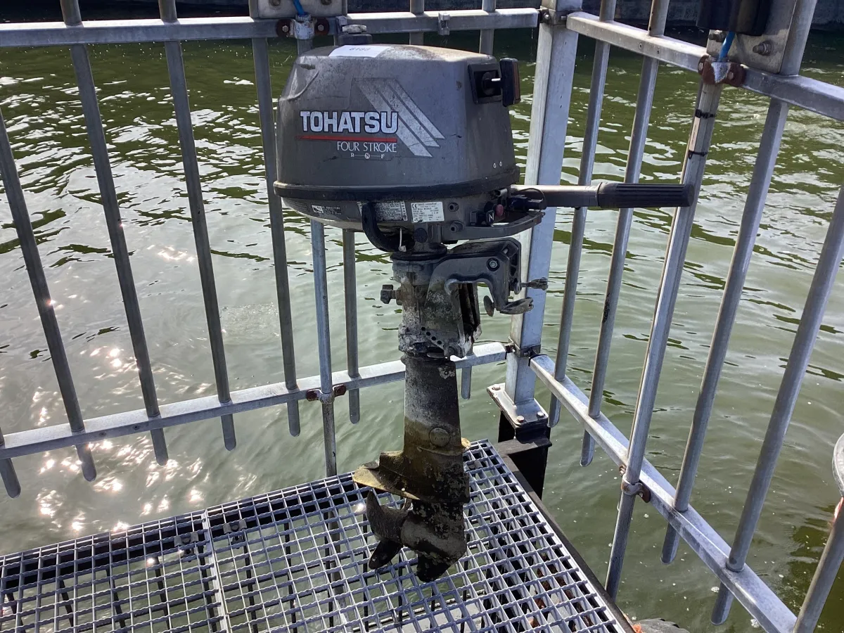 Other material outboard motor Tohatsu Buitenboordmotor