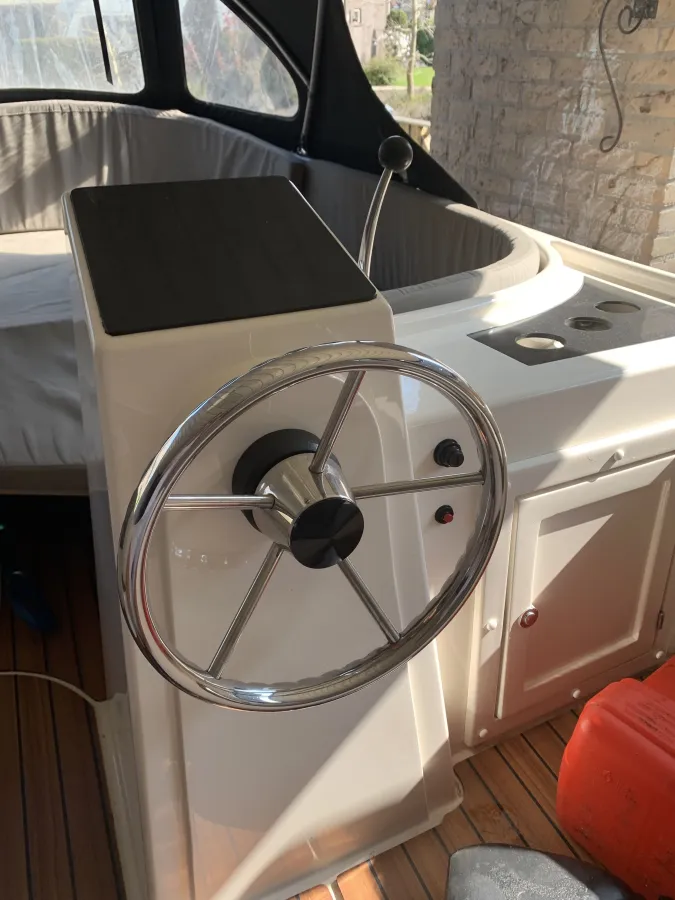 Polyester Sloop Lifestyle 495