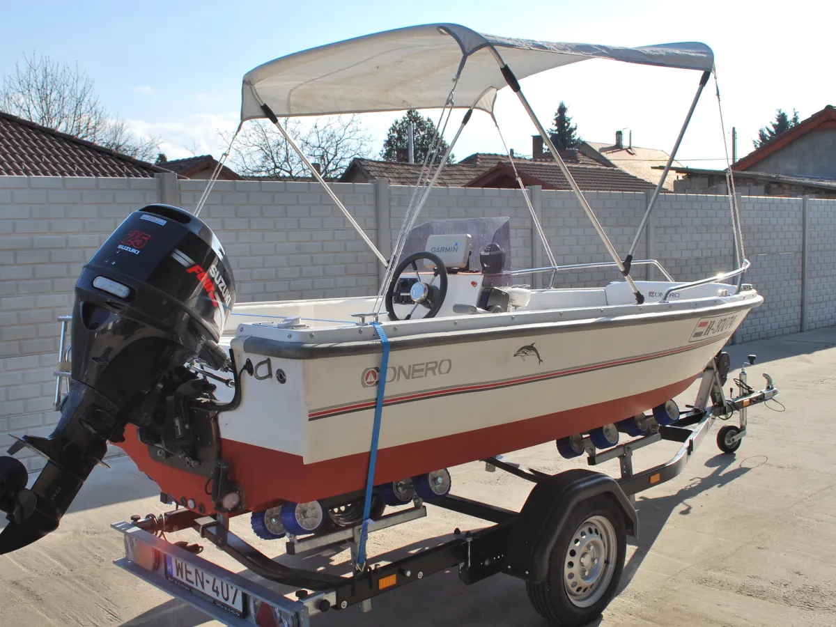 Polyester Console boat Conero Delfino Red 405